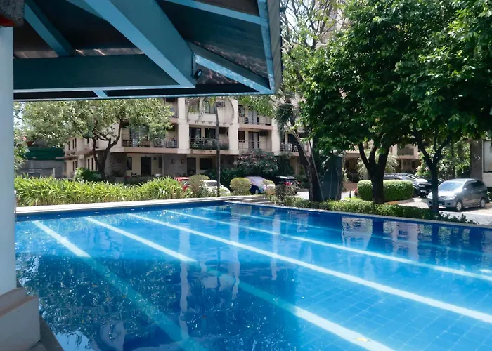 Moody Space Near Naia Terminals Aparthotel 3*